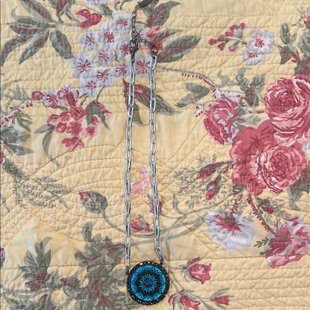 Sabika Turquoise and Black Pendant Necklace